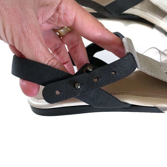 L’AGENCE Gladiator Leather Sandals 6 - Picture 4 of 6